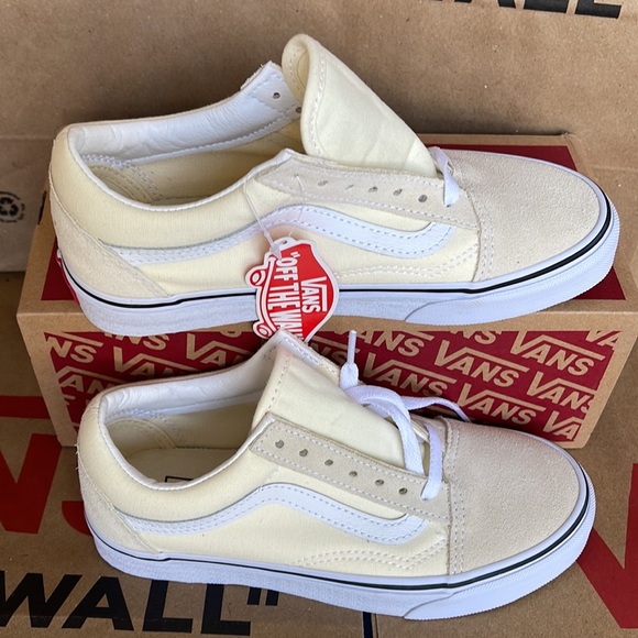 Vans Old Skool Classic White/True White WMNS sneakers - Picture 2 of 16